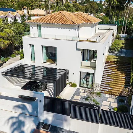 Vacation I The Nicklaus Villa, Glistening Heated Pool, Hot Tub, Room, Golf Valley, 5 Min Puerto Banus ヴィラ マルベーリャ